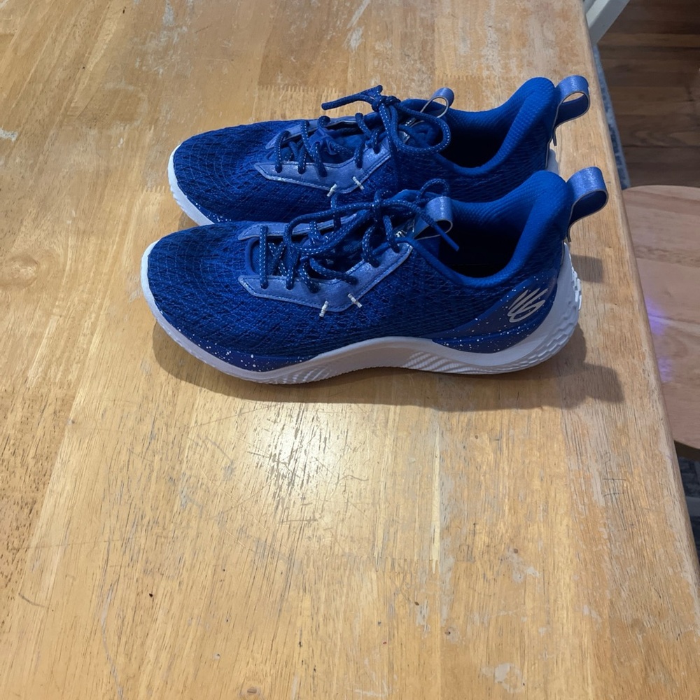 team curry 10